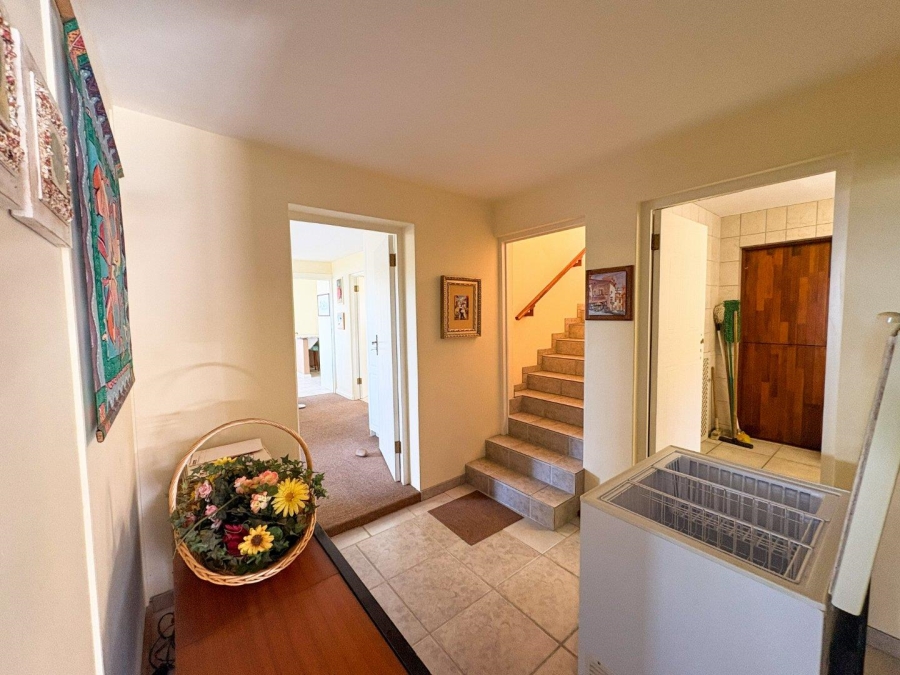 3 Bedroom Property for Sale in Stilbaai Western Cape